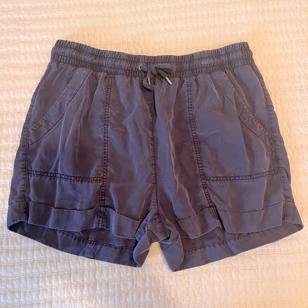Blue shorts, size L